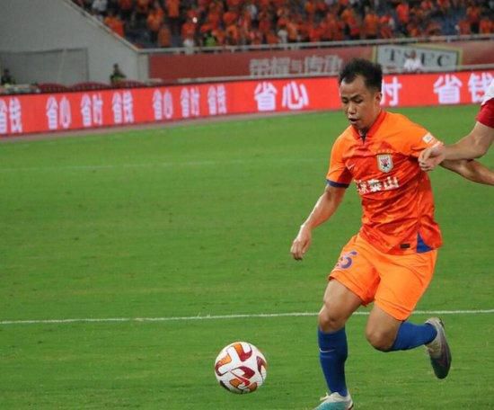 陈刚教授坦言 青少年公益电影节办第二讲 走进北师大实验中学 2012-05-02 4月26日北京青少年公益电影节走进北京师范大学附属实验中学， 成功举办“讲电影”主题活动第二讲。
